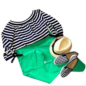 Crown & Ivy Green Capri Size:6P